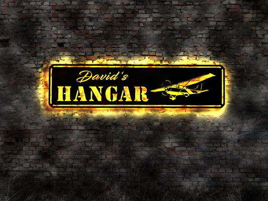 Hangar Schild Pilot Namensschild Individuell Flugzeugschild wood  Flugzeug Geschenk, Flugzeug custom personalisiertes Geschenk   Geschenke