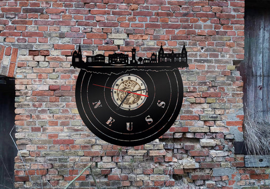 Uhr Stadt Neuss LED Wandbild Holz  Wandtattoo Silhouette