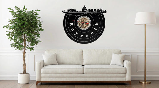 Uhr Wanduhr Skyline Bayreuth LED Wandbild Holz Stadt AK Karte Map Stadtplan Wandsticker Wandtattoo Reiseführer Silhouette